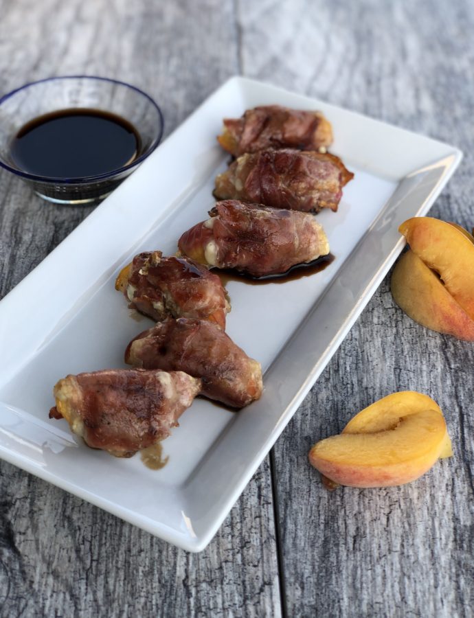 Grilled Peaches with Prosciutto and Blue Cheese