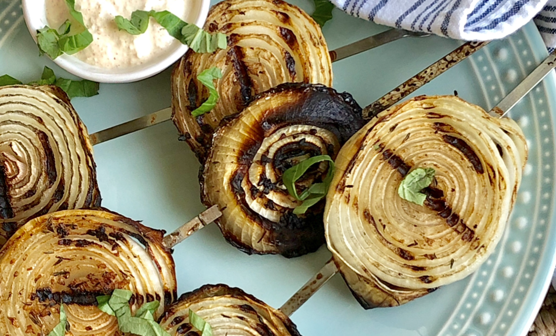Marinated Onion Skewers with Creamy Horseradish Sauce