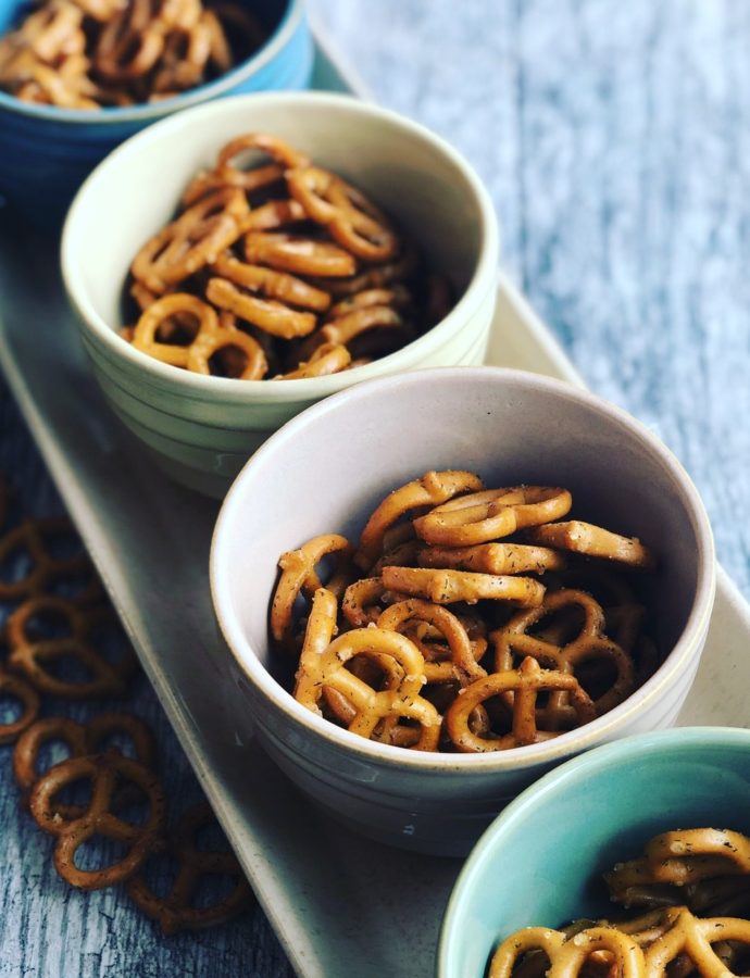 Seasoned Pretzels