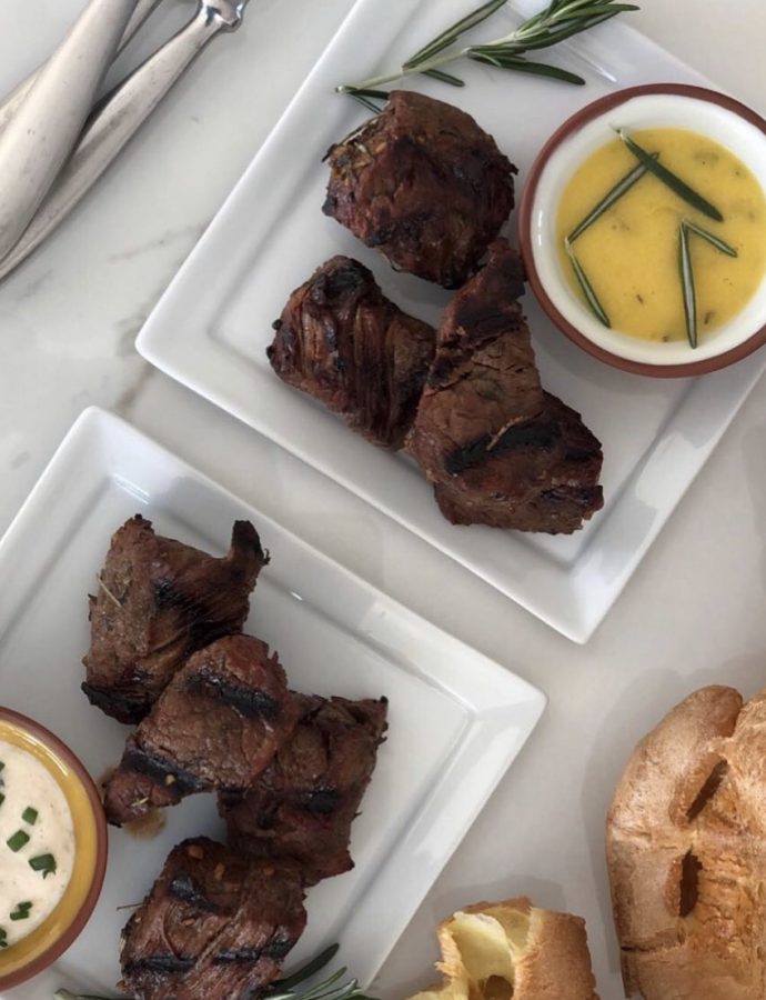 Steak Bites with Horseradish and Béarnaise