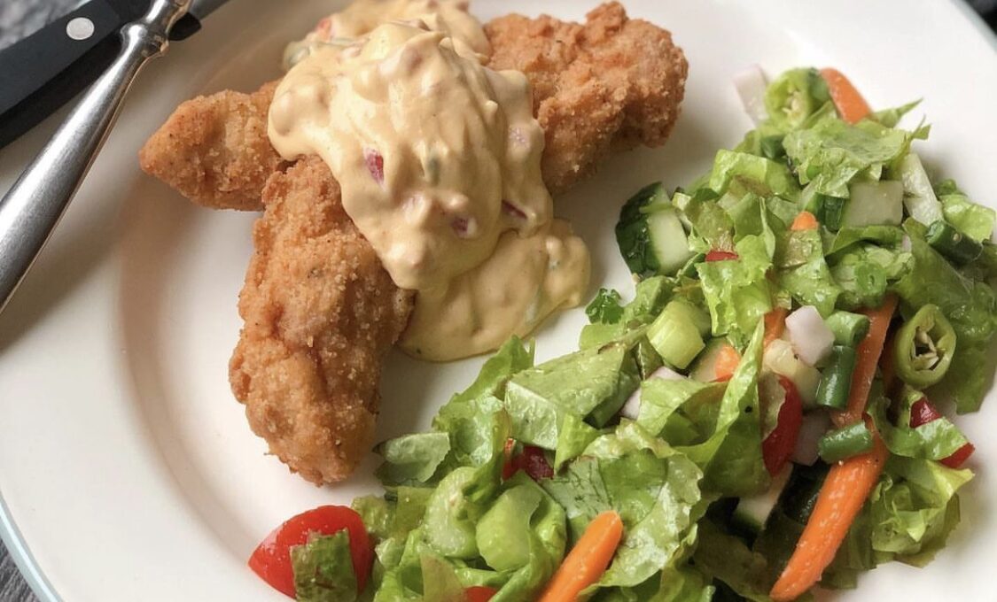 Crispy Chicken Tenders with Jalapeño Pimento Sauce