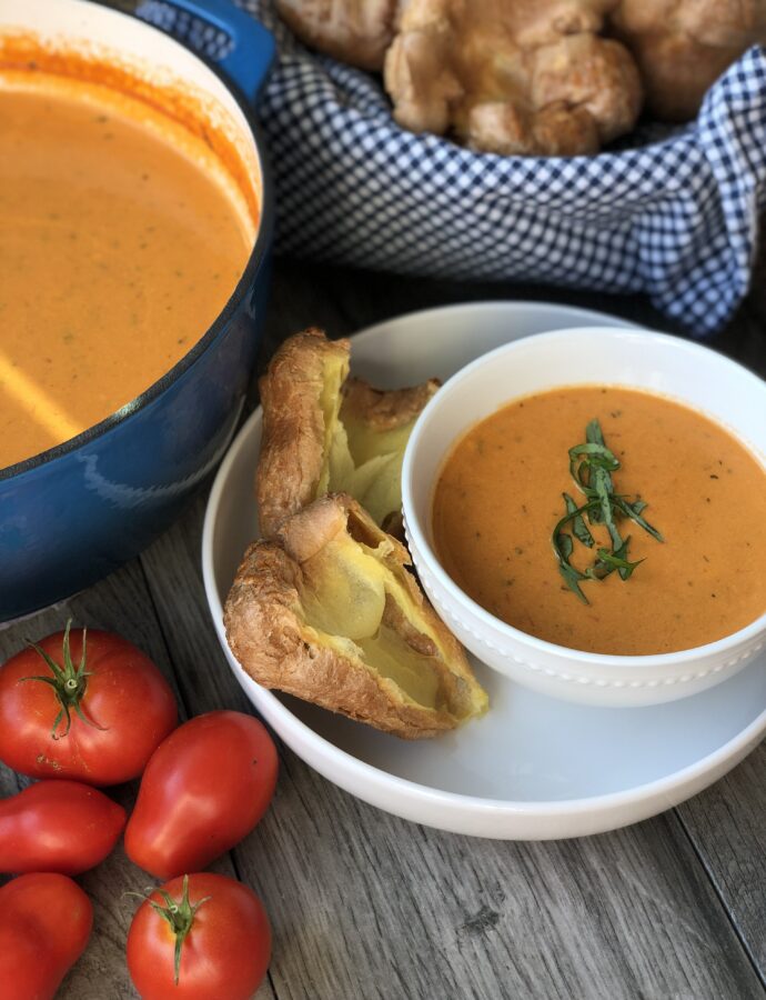 ROASTED PEPPER TOMATO BISQUE