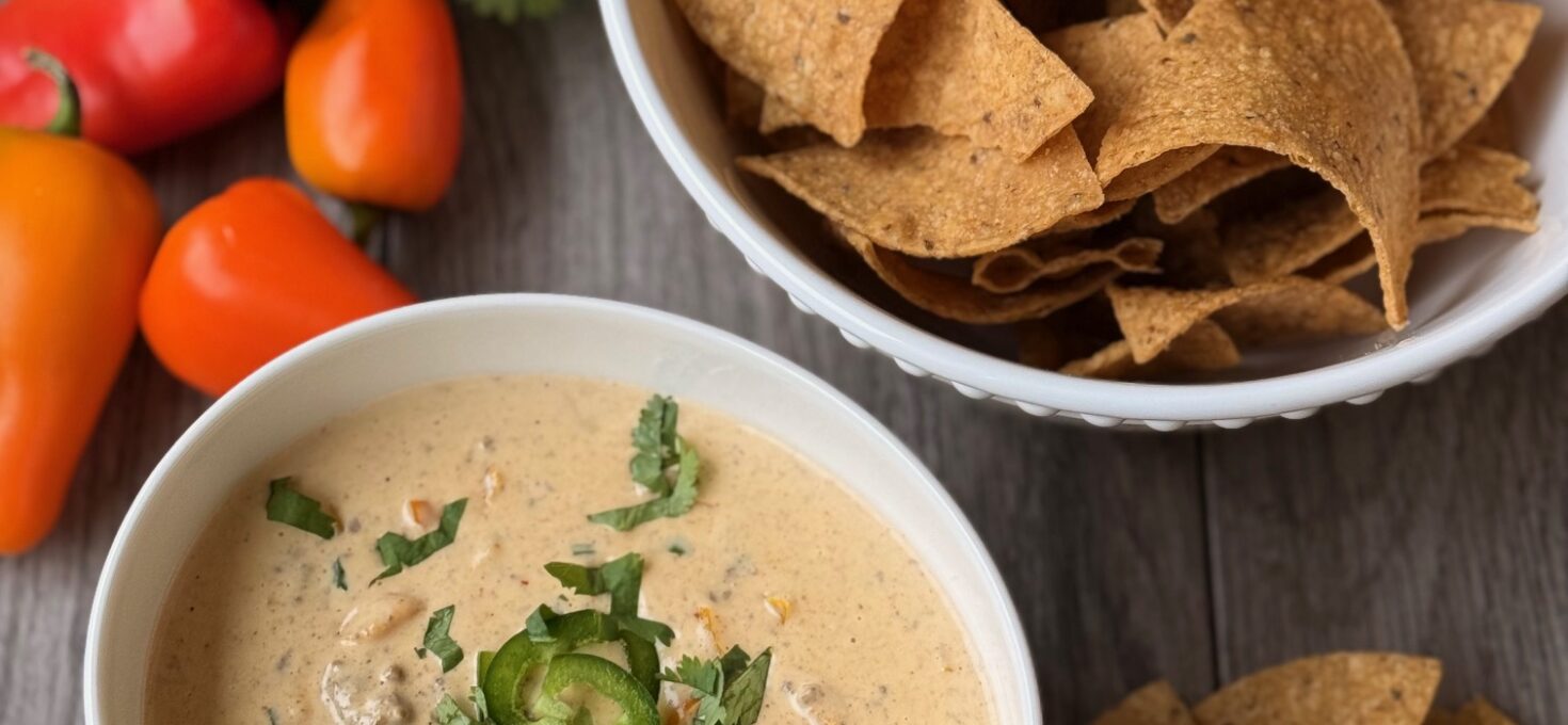CHILI CON QUESO