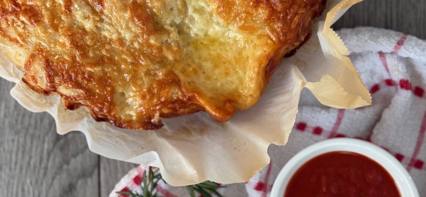 CHEESY GARLIC ROSEMARY SOURDOUGH LOAF