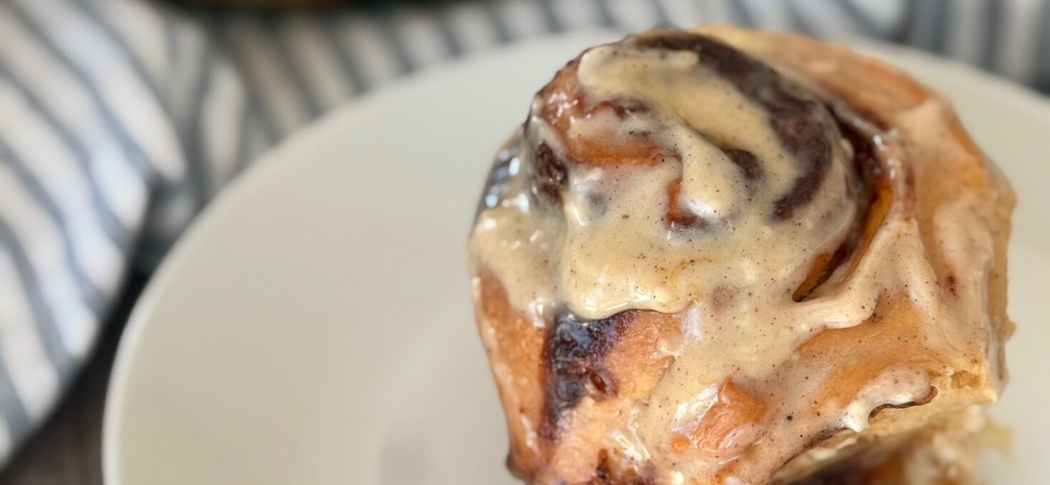 SOURDOUGH CINNAMON ROLLS