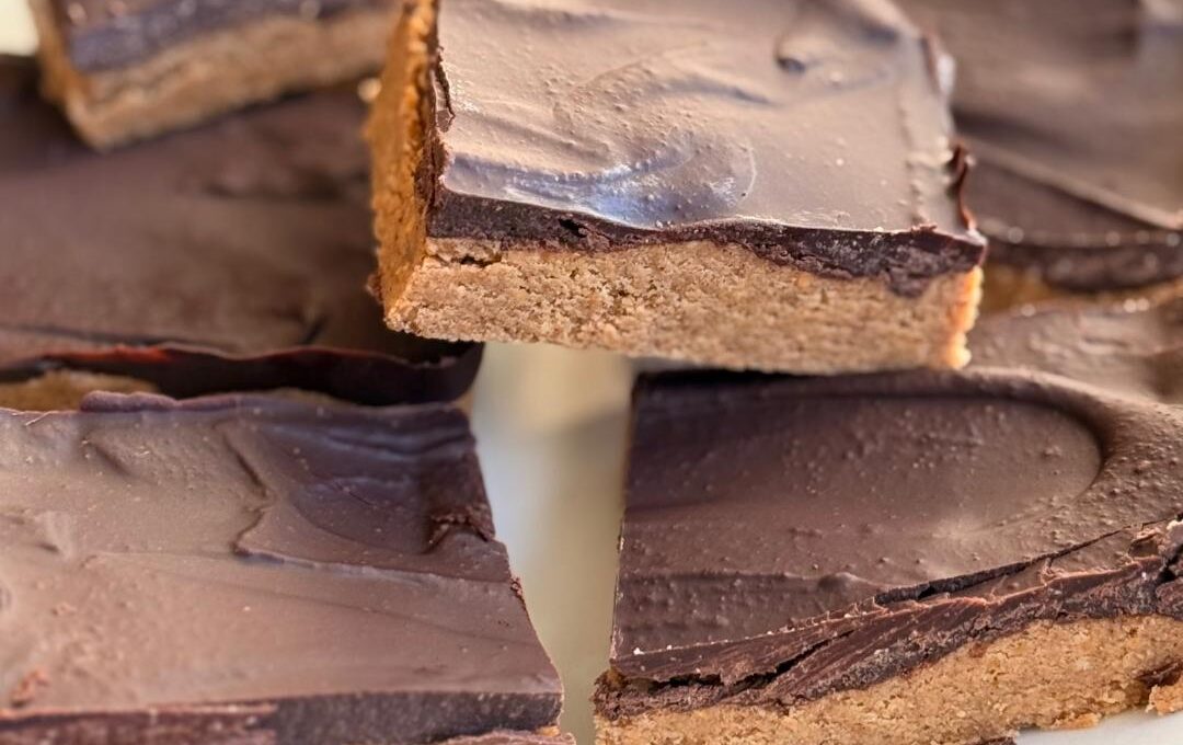 PEANUT BUTTER CUP BARS