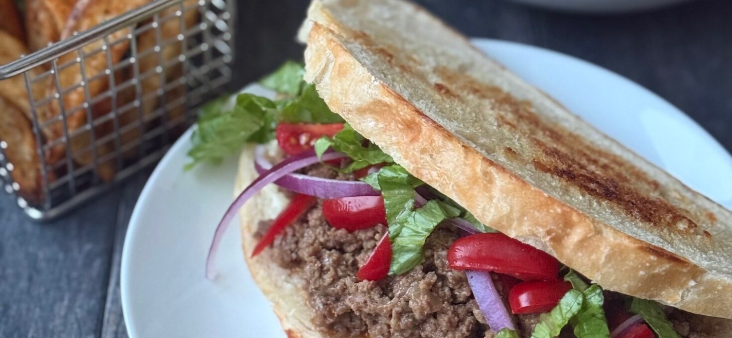 CHOPPED CHEESE SANDWICH