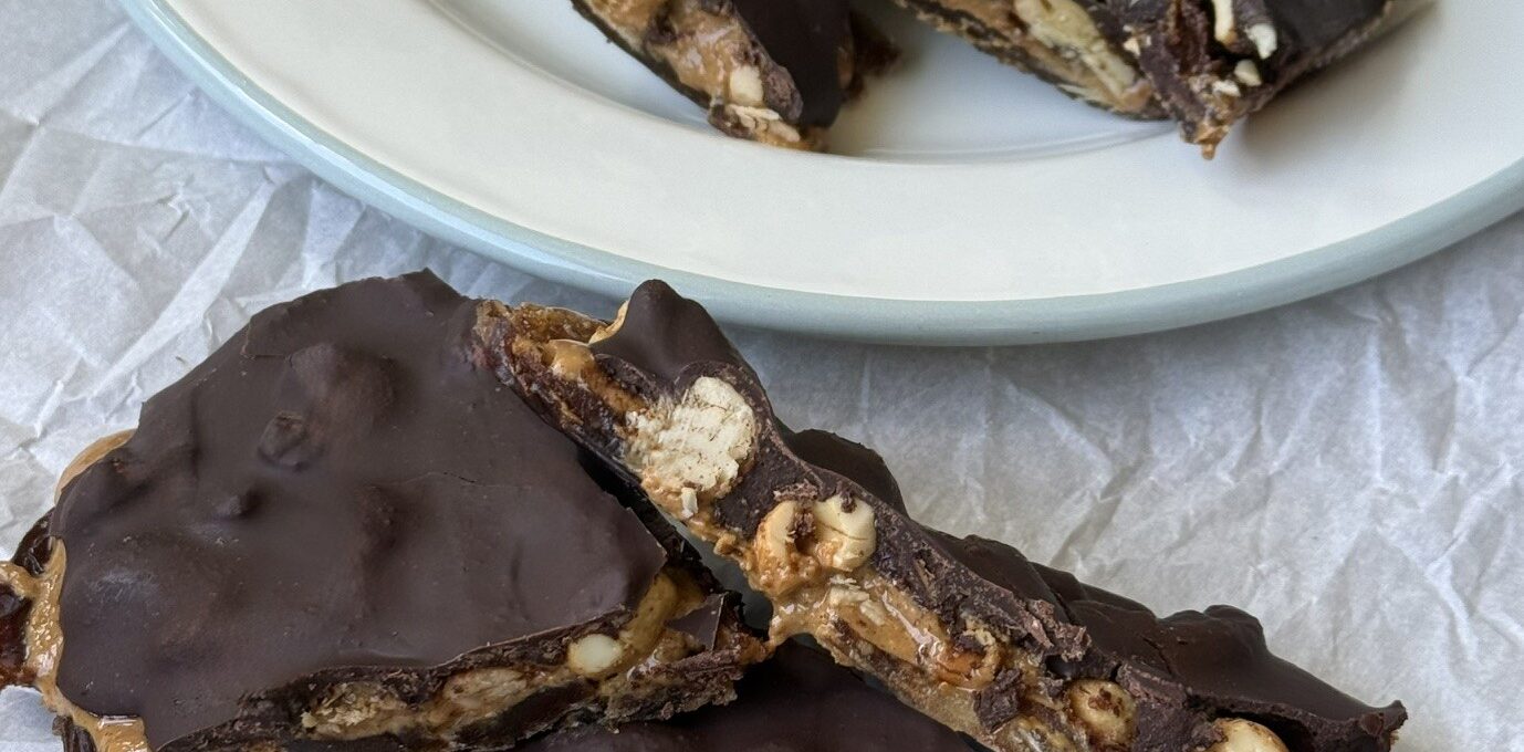 CHOCOLATE PEANUT BUTTER DATE BARK