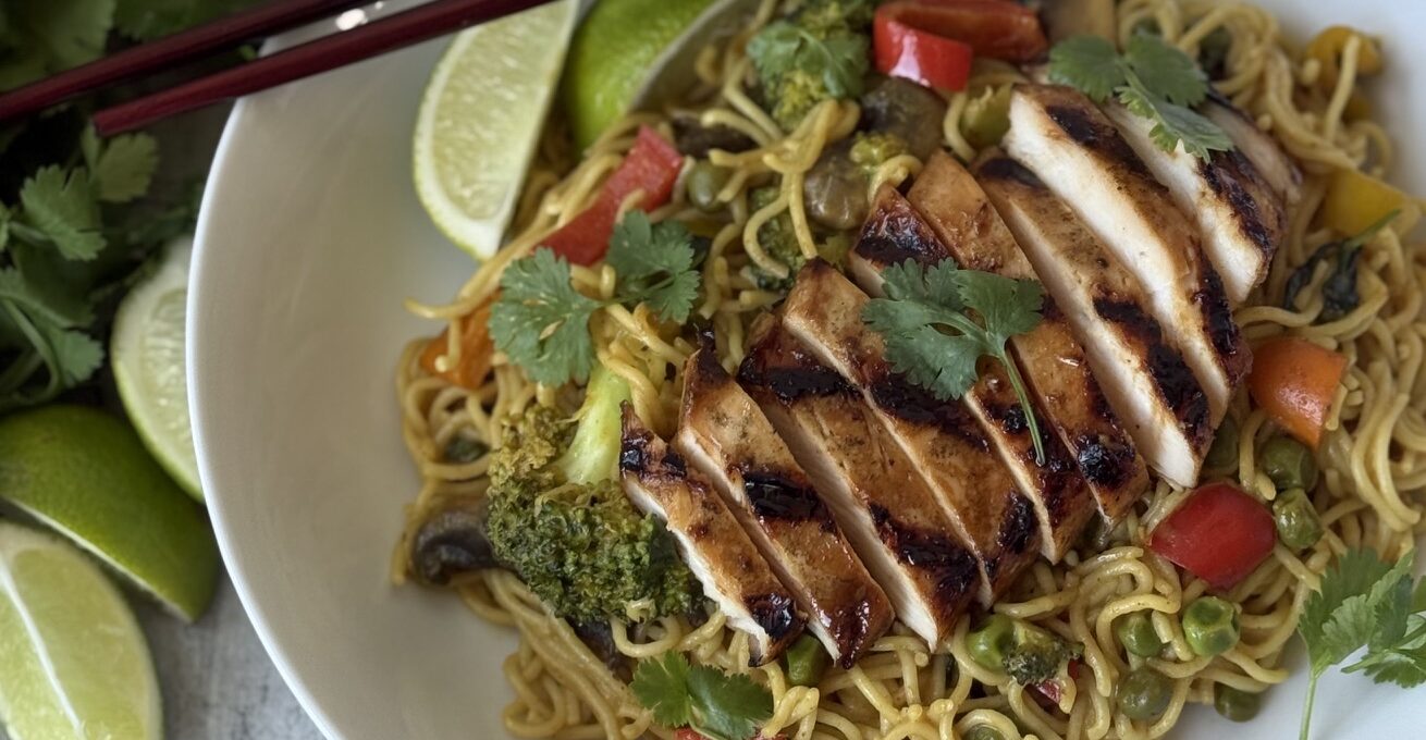 GRILLED CHICKEN CURRY & RAMEN